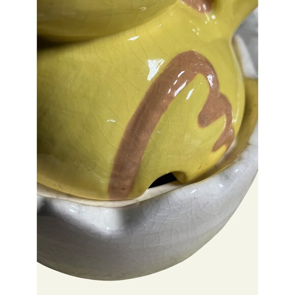 Vintage Ceramic Chick In Egg Trinket Box With Floral Accents - Picture 6 of 15